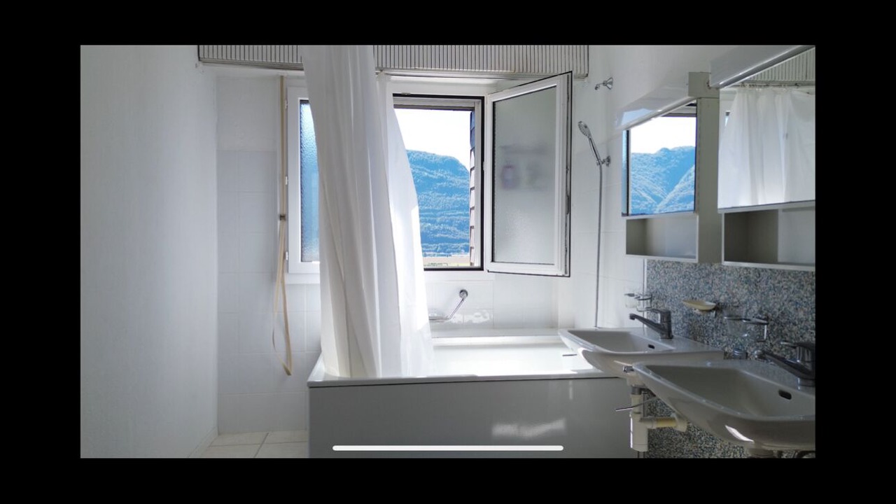 Photo of Bathroom in Gudo