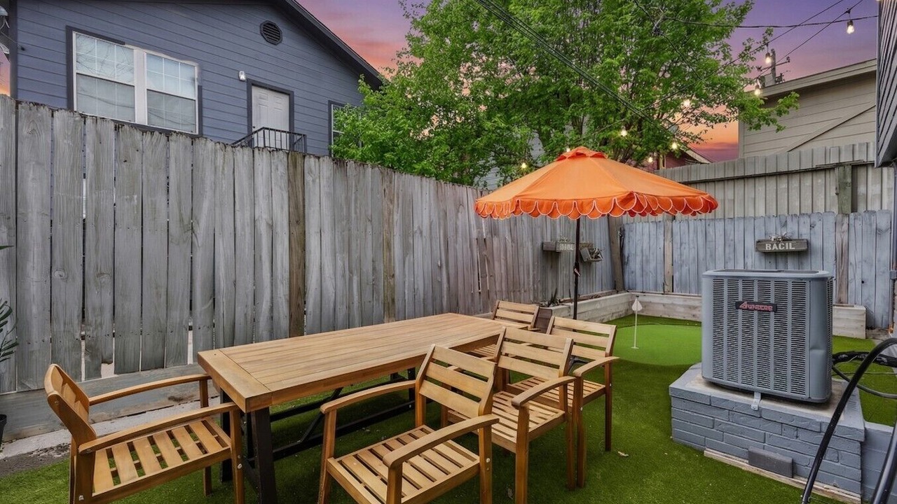 Photo of Outdoor in Greater Heights