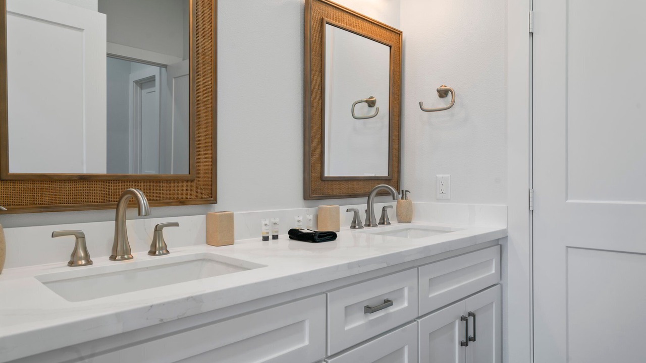 Photo of Bathroom in Terramar Beach