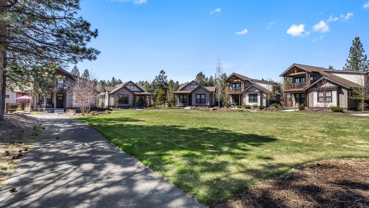 Photo of Outdoor in Century West