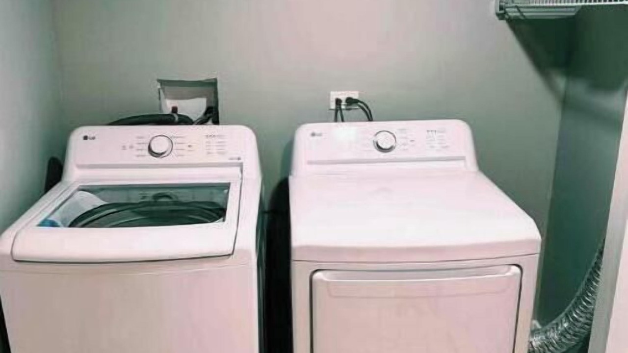 Photo of Others in Des Plaines