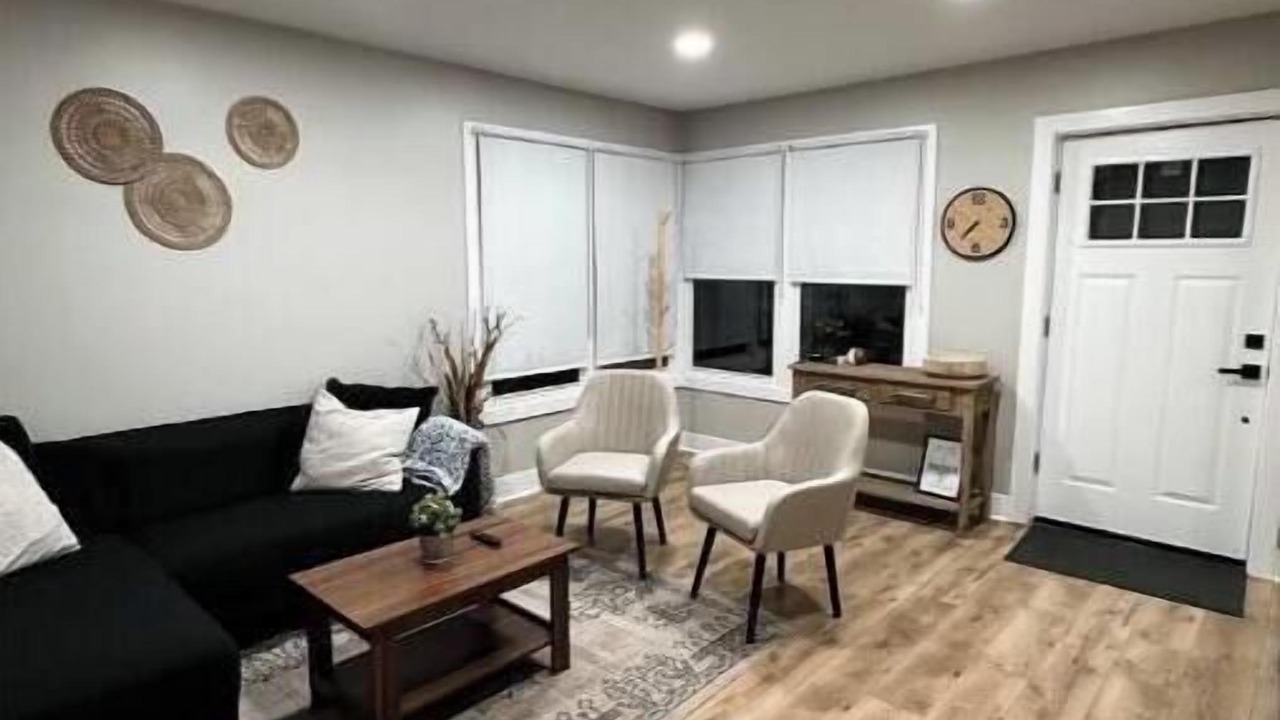 Photo of Livingroom in Des Plaines