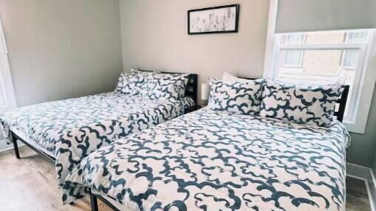 Photo of Bedroom in Des Plaines