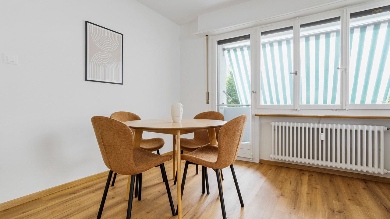 Photo of Others in Iselin