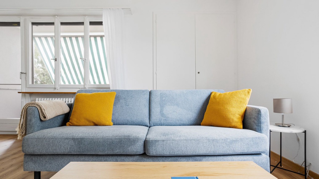 Photo of Livingroom in Iselin