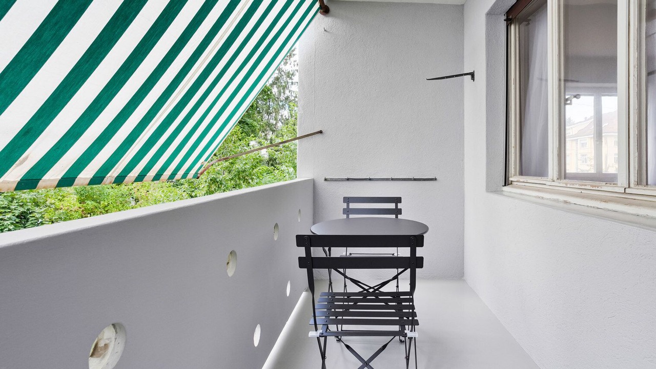 Photo of Outdoor in Iselin