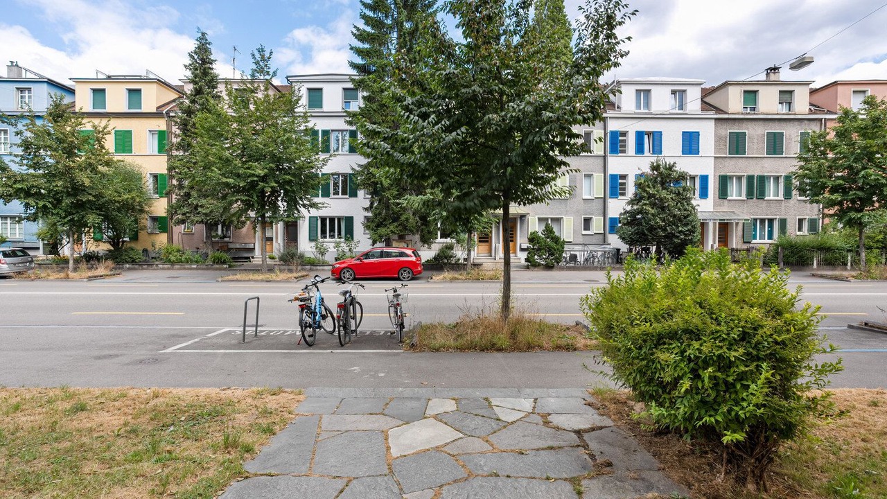 Photo of Outdoor in Iselin