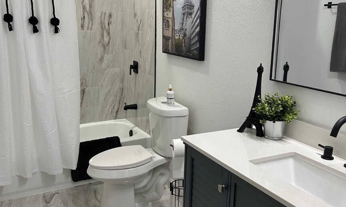 Photo of Bathroom in Greater East End