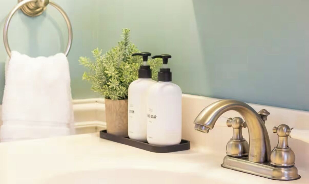 Photo of Bathroom in East Shore