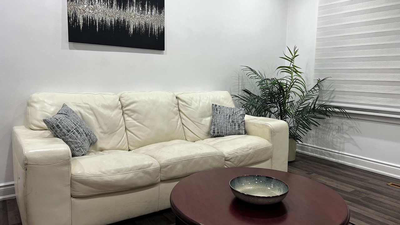 Photo of Livingroom in Streetsville