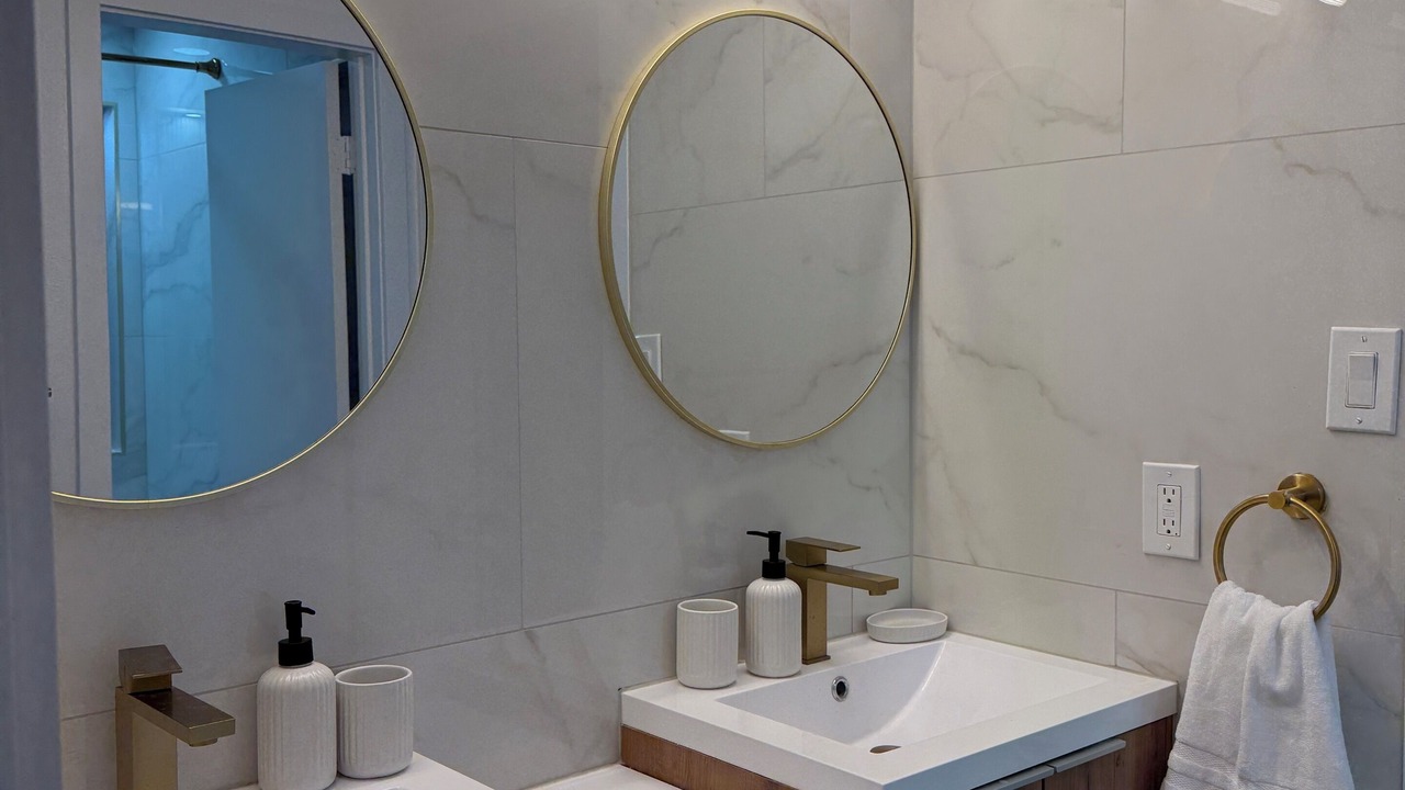 Photo of Bathroom in Whispering Oaks