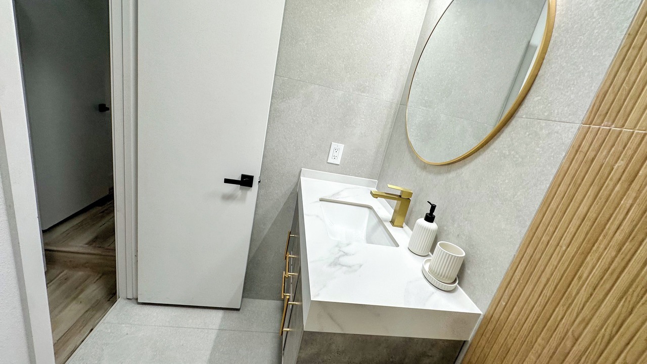 Photo of Bathroom in Whispering Oaks