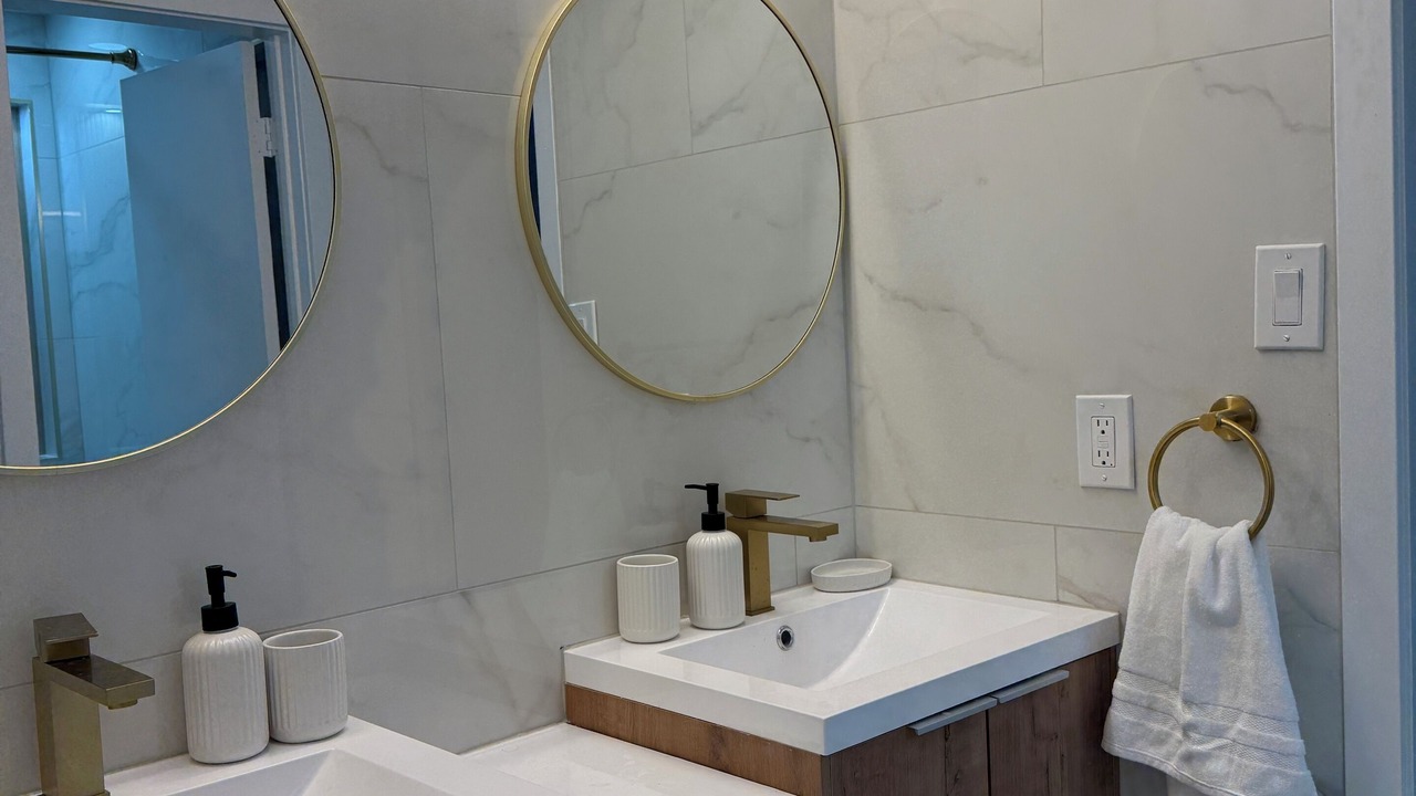Photo of Bathroom in Whispering Oaks
