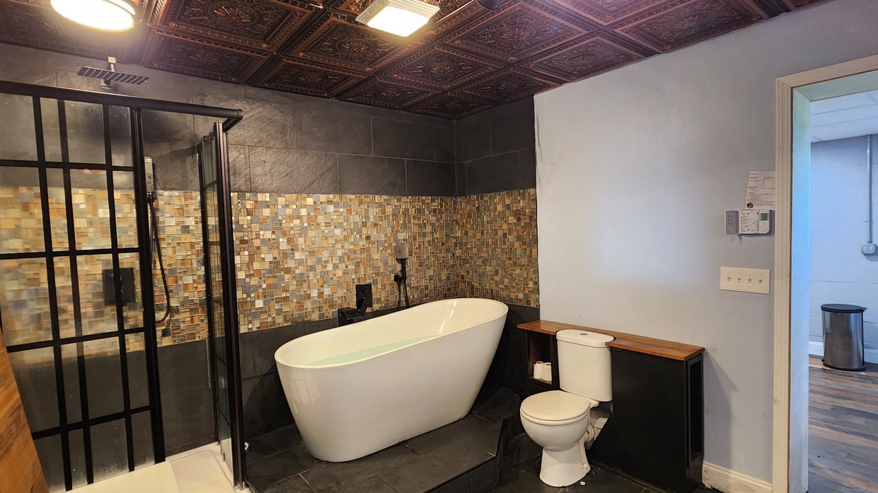 Photo of Bathroom in Burdett