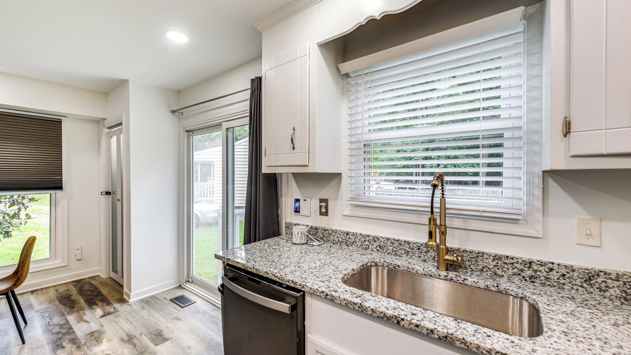 Photo of Kitchen in Bermuda