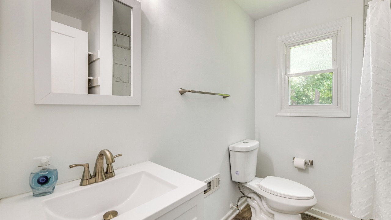 Photo of Bathroom in Bermuda