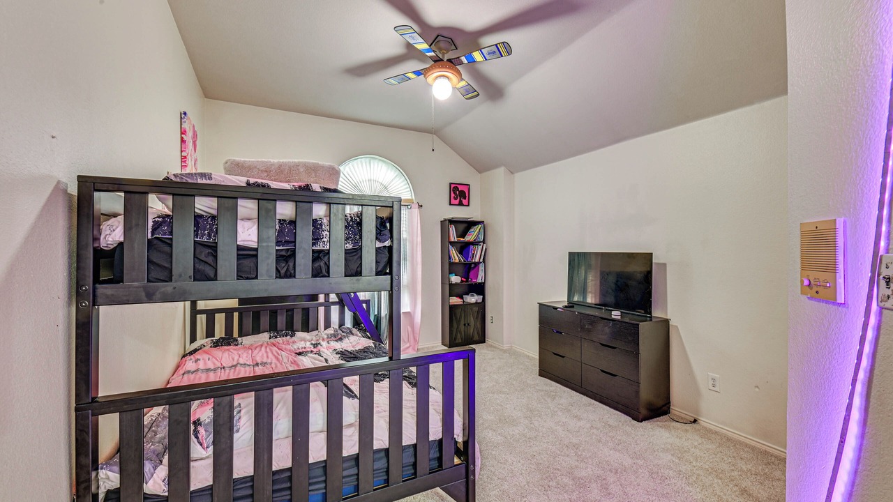 Photo of Bedroom in Allen