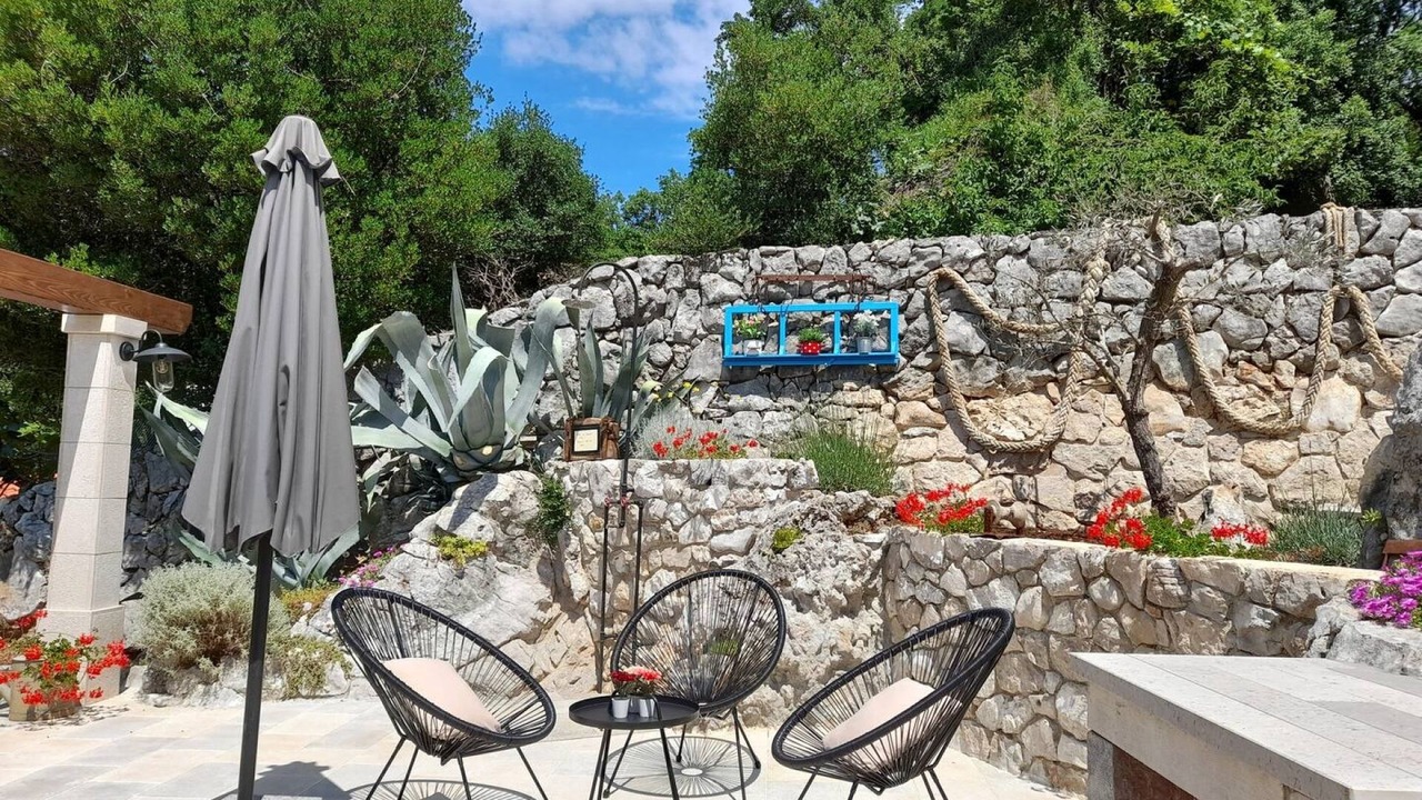 Photo of Outdoor in Porozina