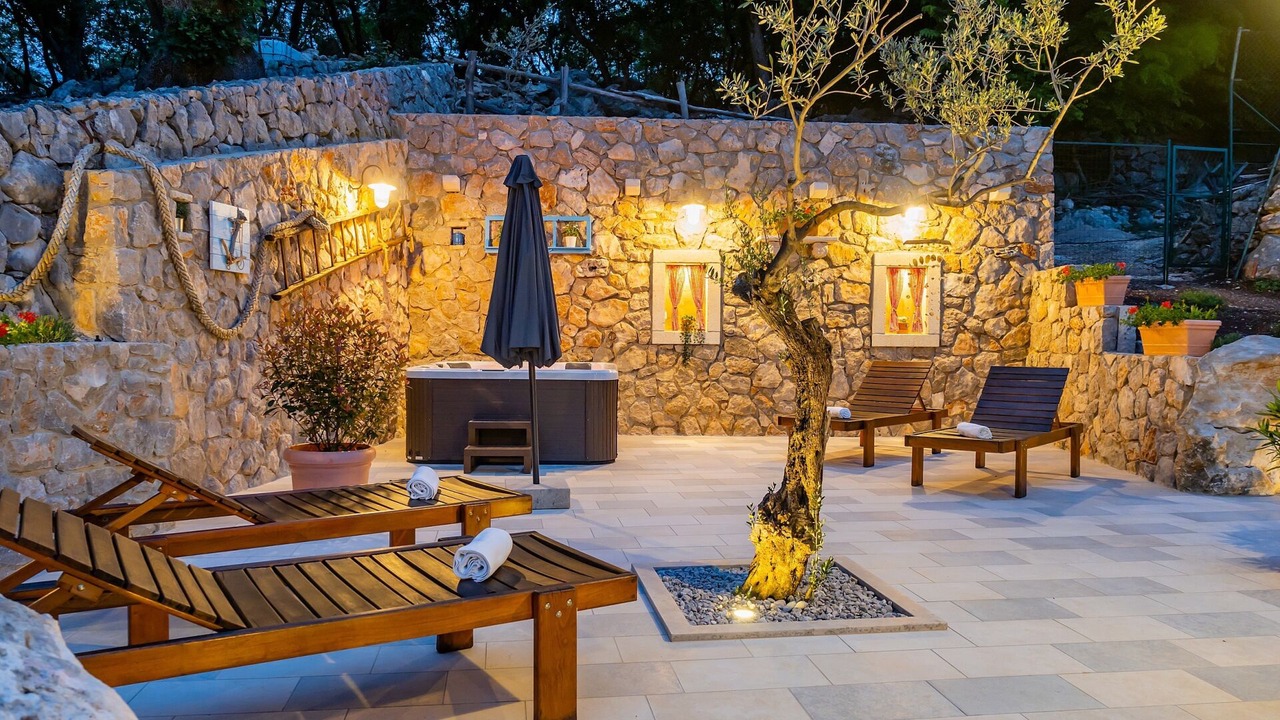 Photo of Patio Balcony in Porozina