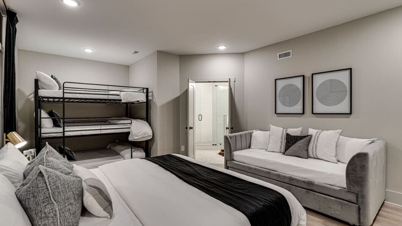 Photo of Bedroom in West End