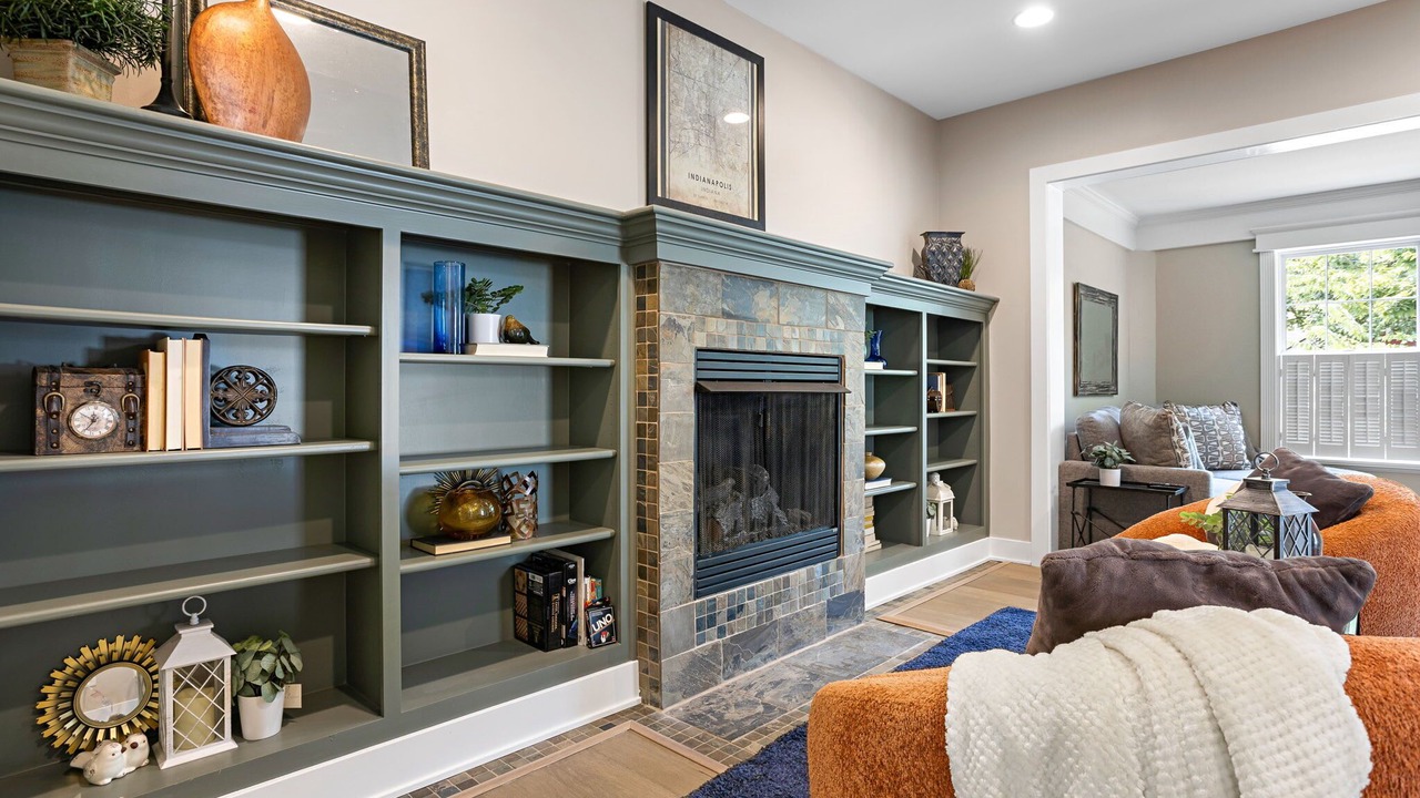 Photo of Livingroom in Meridian-Kessler