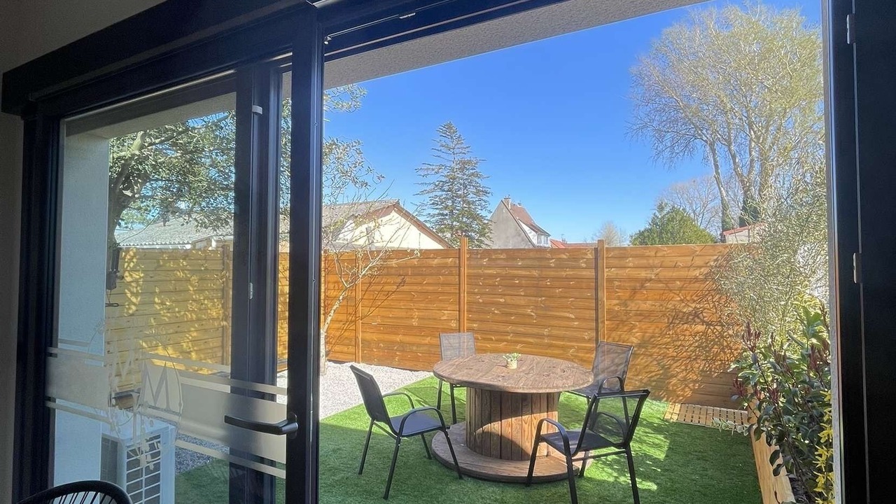 Photo of Others in Calais