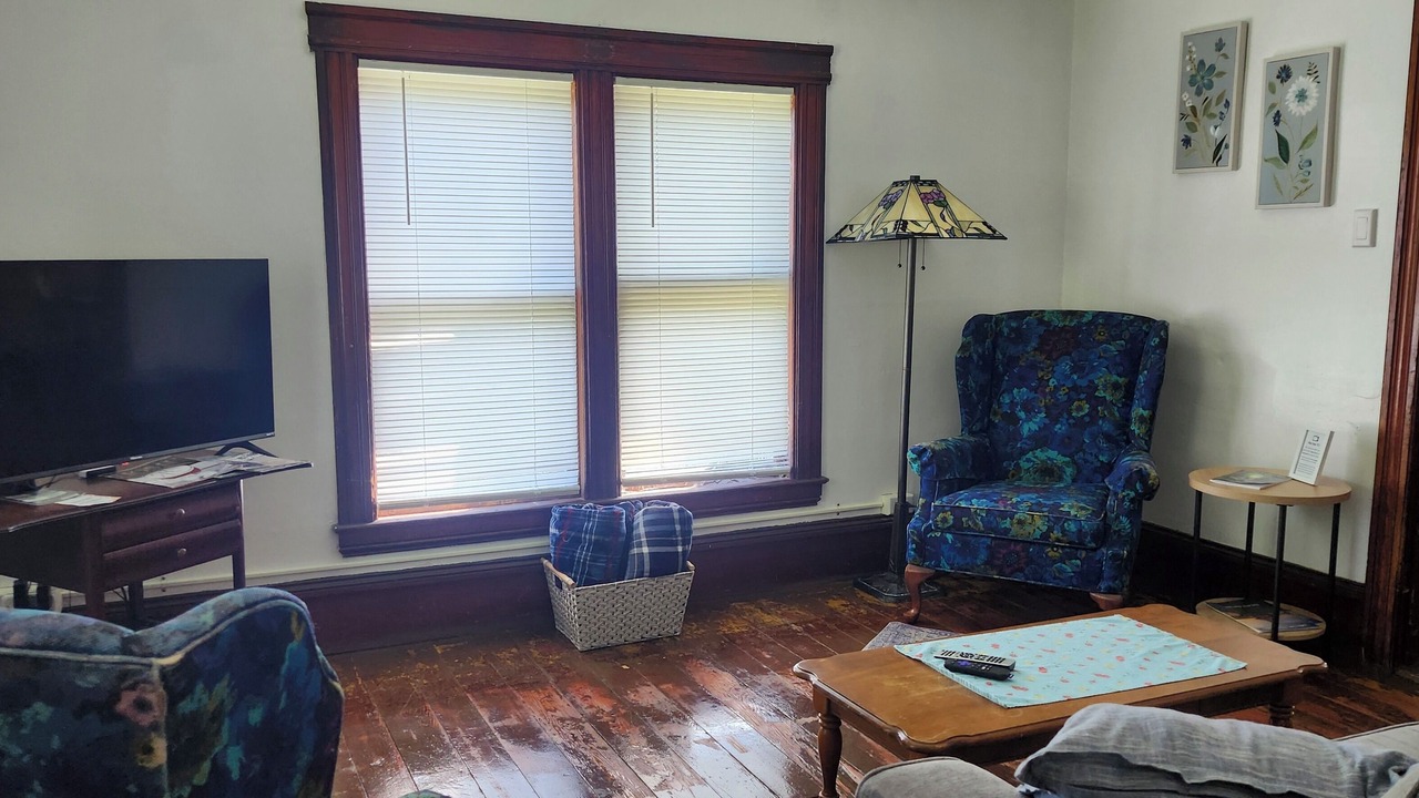 Photo of Livingroom in Watkins Glen