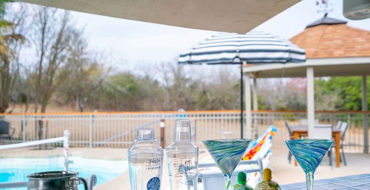 Photo of Outdoor in Manor