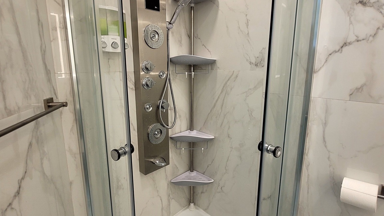 Photo of Bathroom in Willowdale