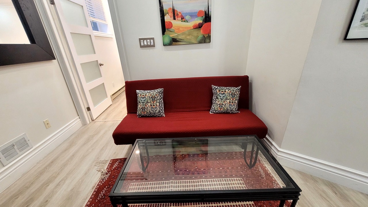 Photo of Livingroom in Willowdale