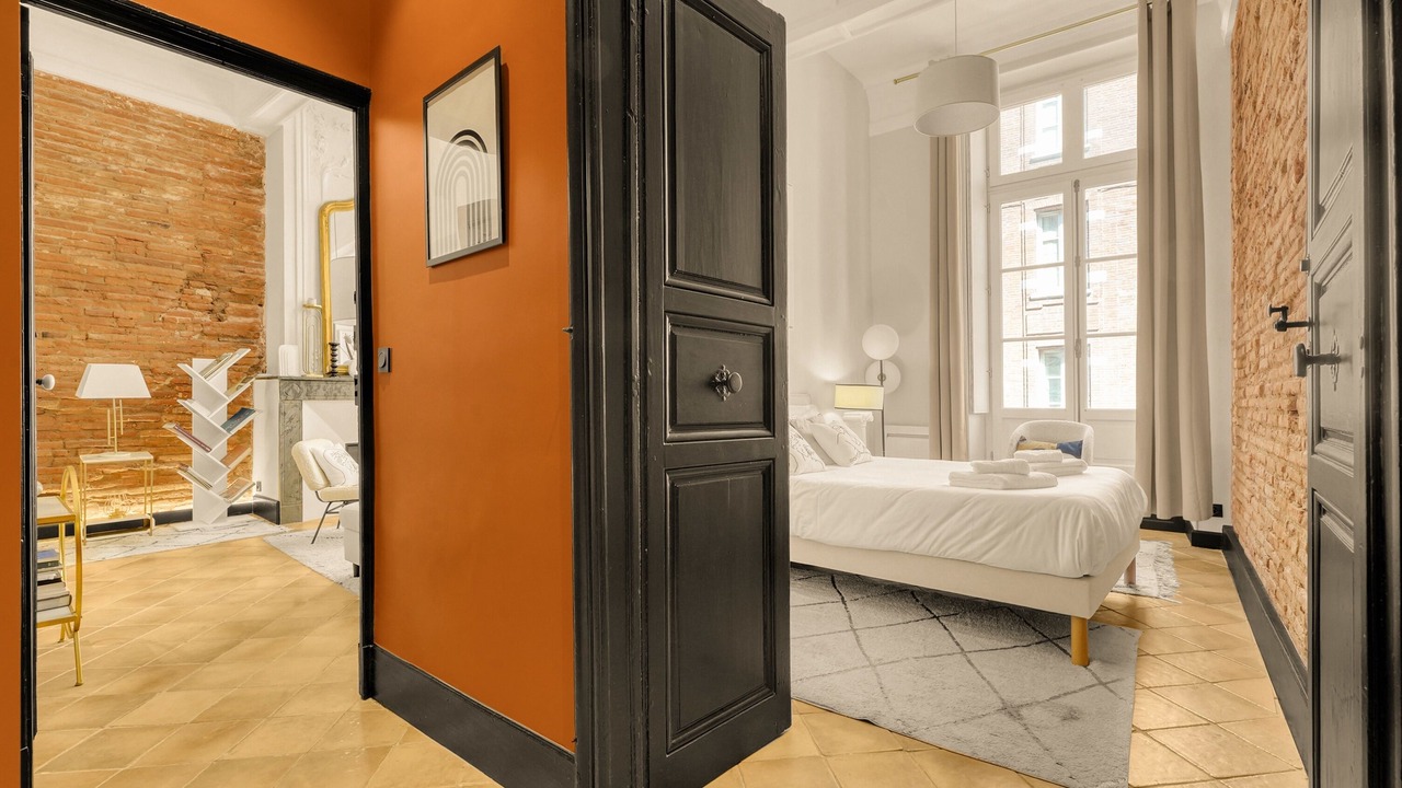 Photo of Bedroom in Toulouse City-Centre