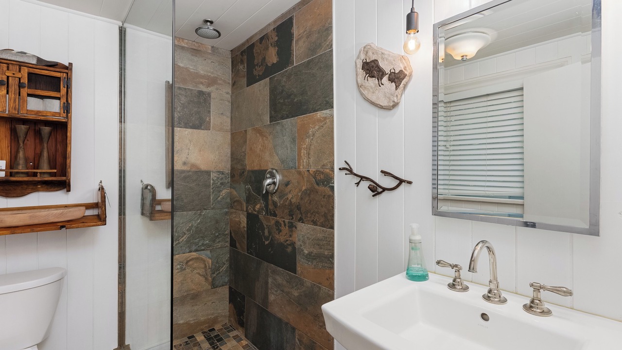 Photo of Bathroom in Muskoka Lakes