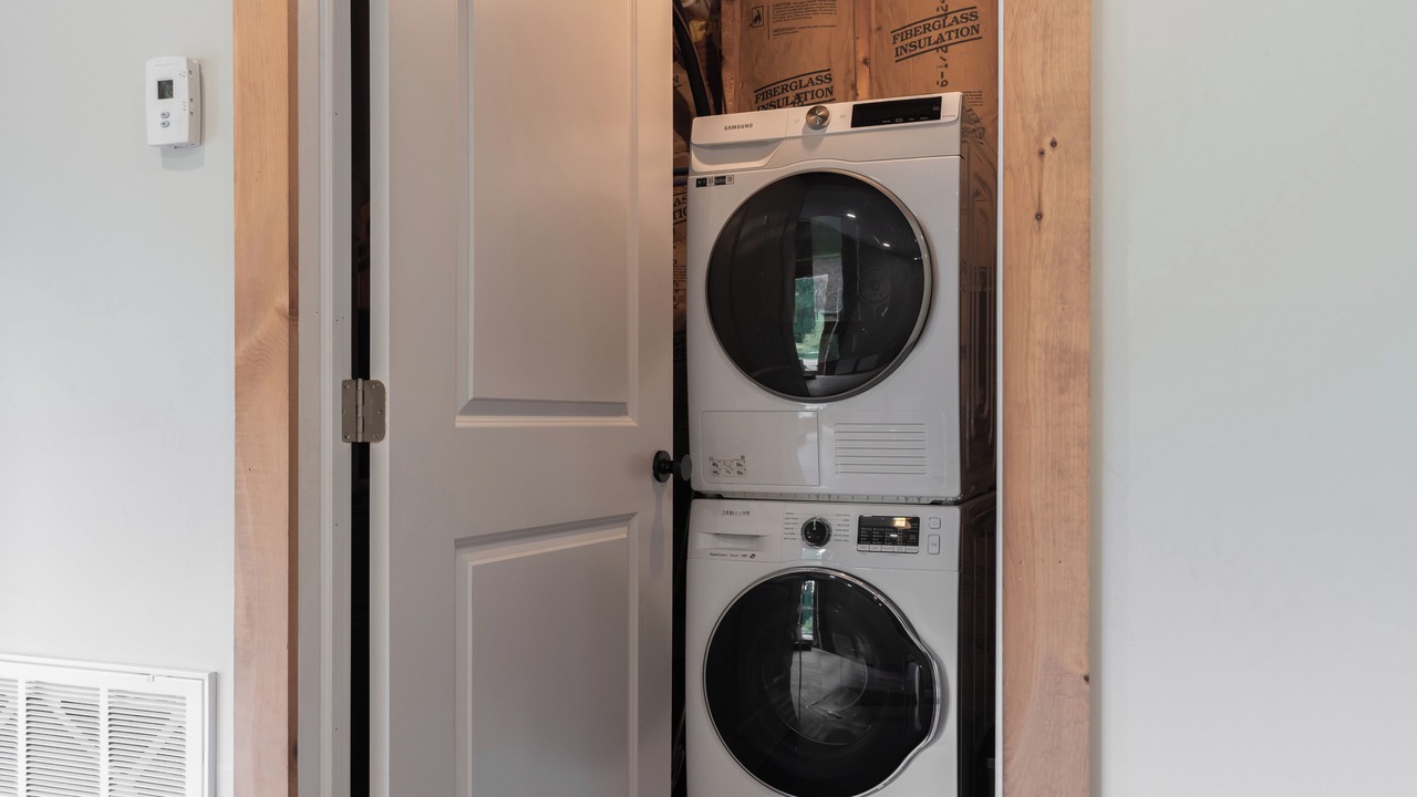Photo of Bedroom in Collins Center