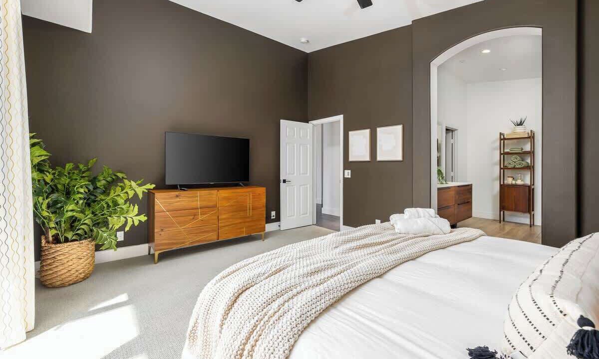 Photo of Bedroom in Vista