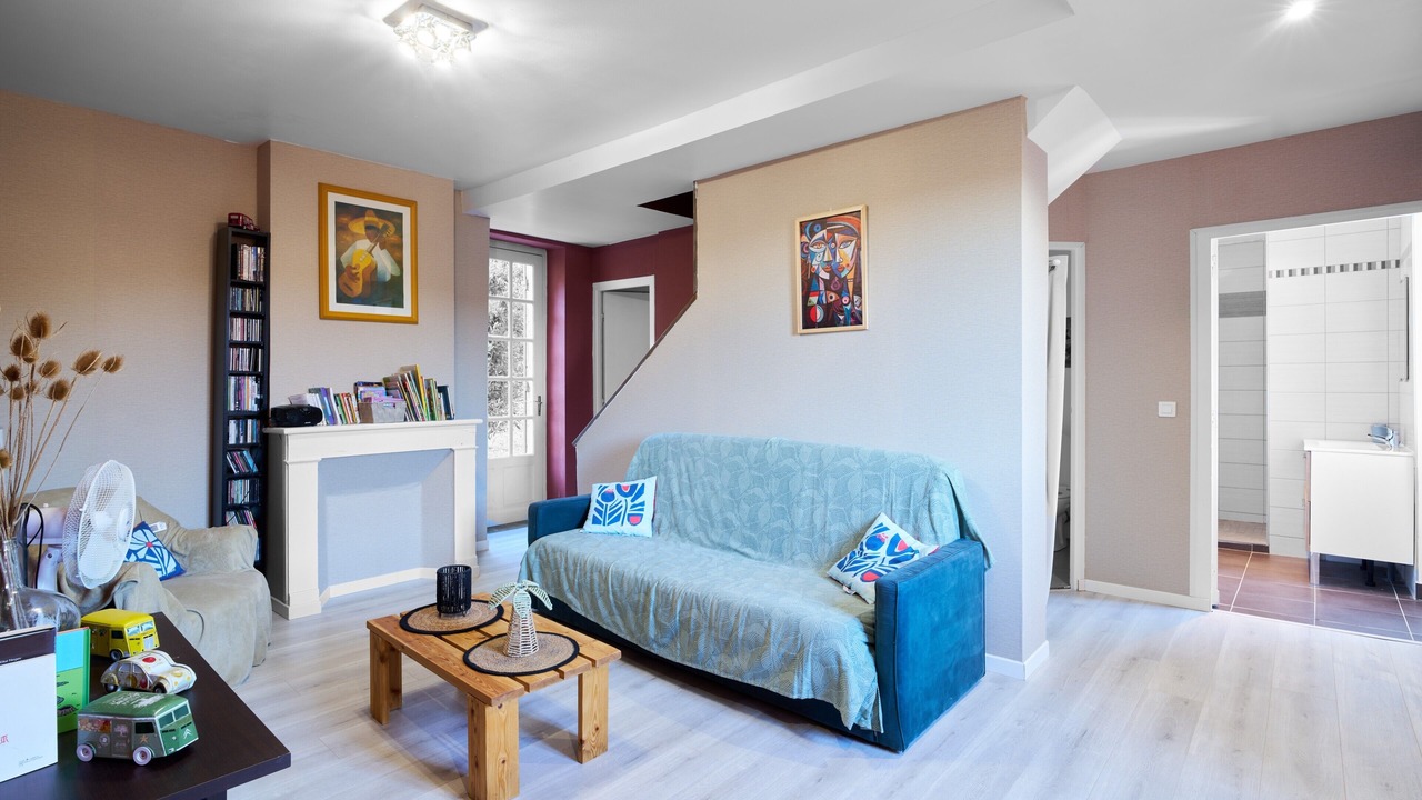 Photo of Livingroom in Saint-Cernin-de-lHerm