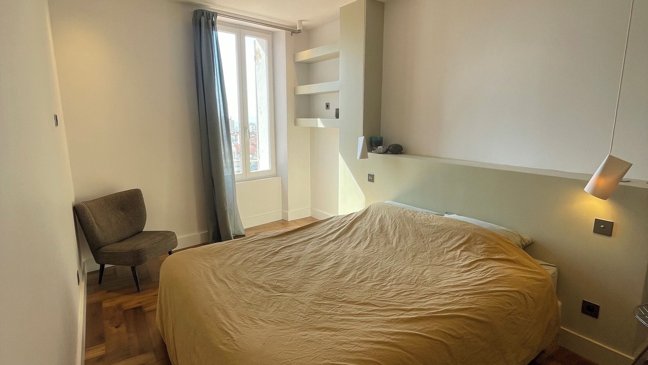 Photo of Bedroom in Saint-Lambert