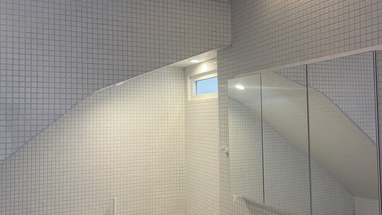 Photo of Bathroom in Saint-Lambert