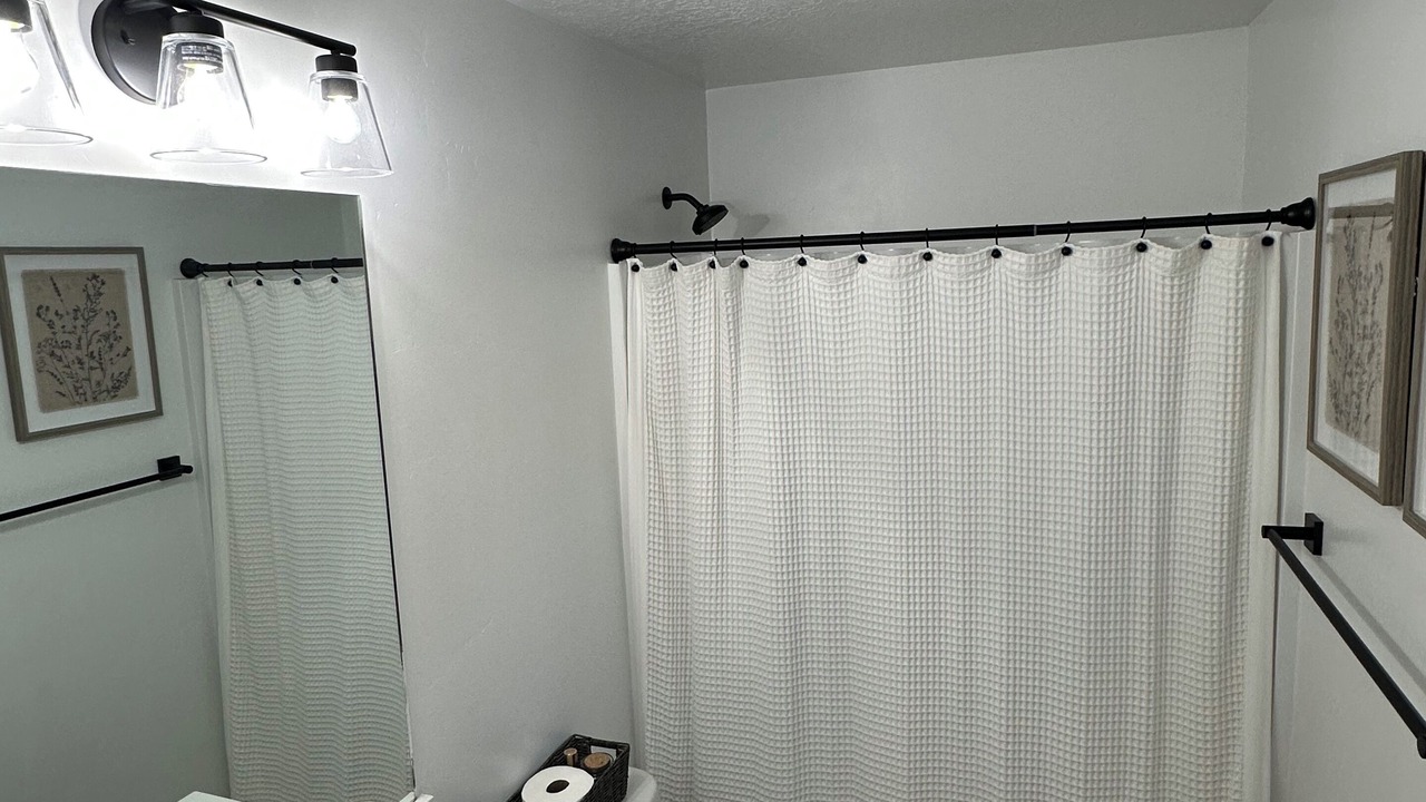 Photo of Bathroom in Logan