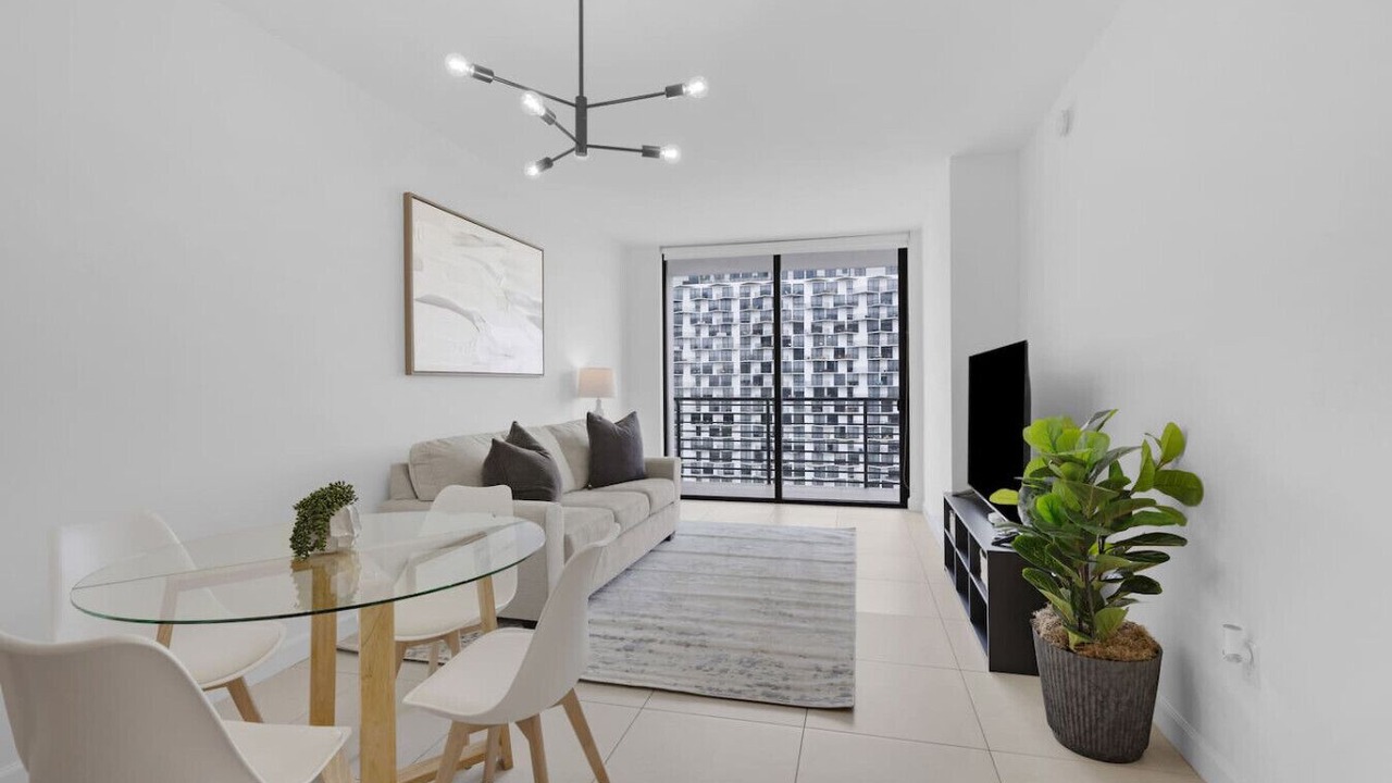 Photo of Livingroom in Doral