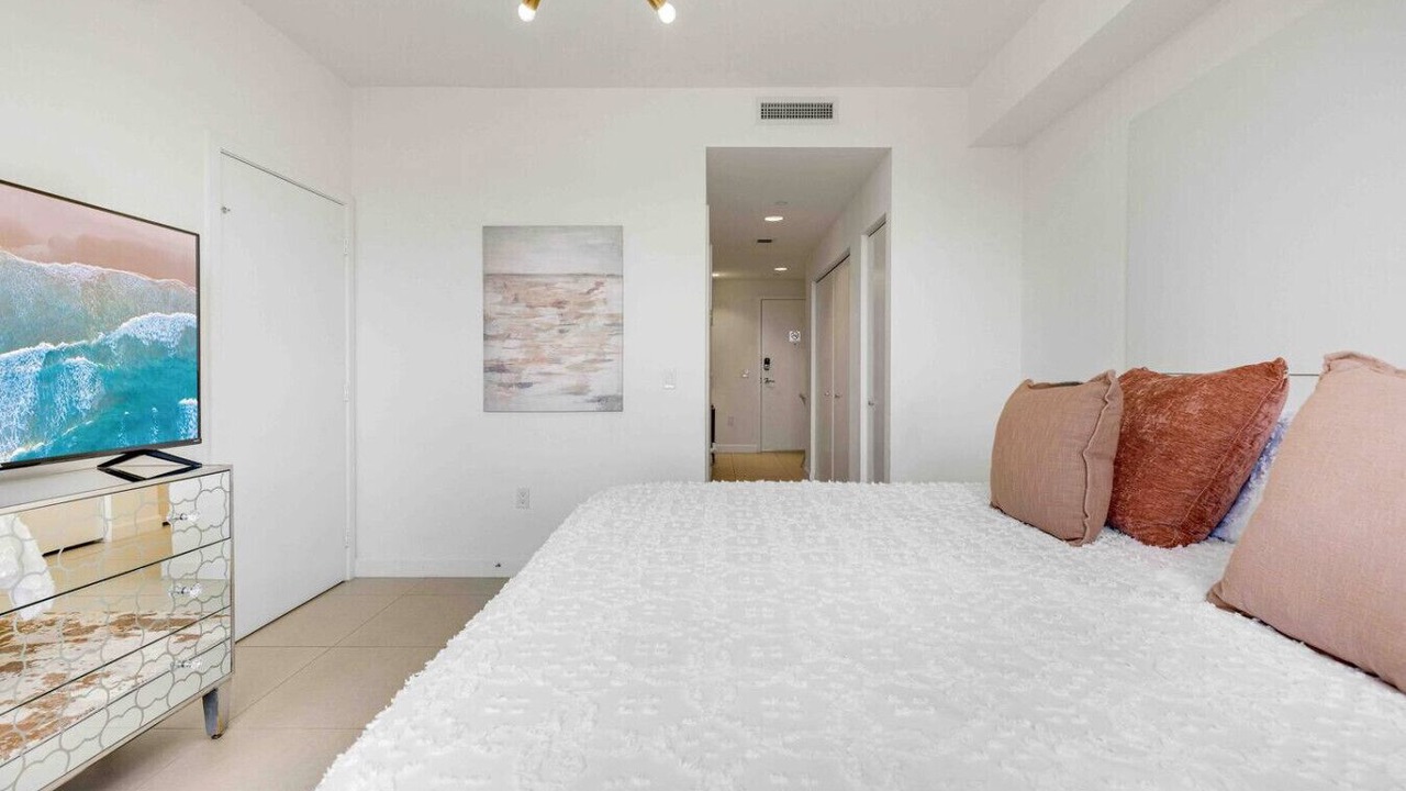 Photo of Bedroom in Doral