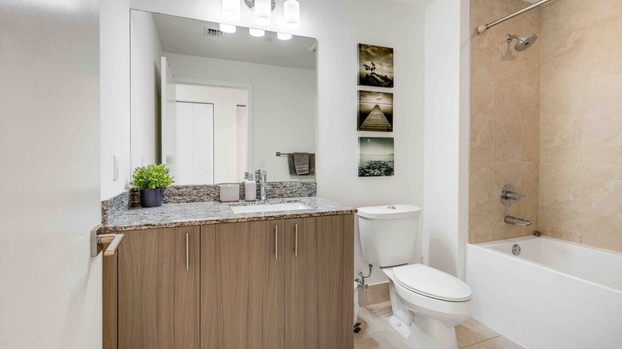 Photo of Bathroom in Doral