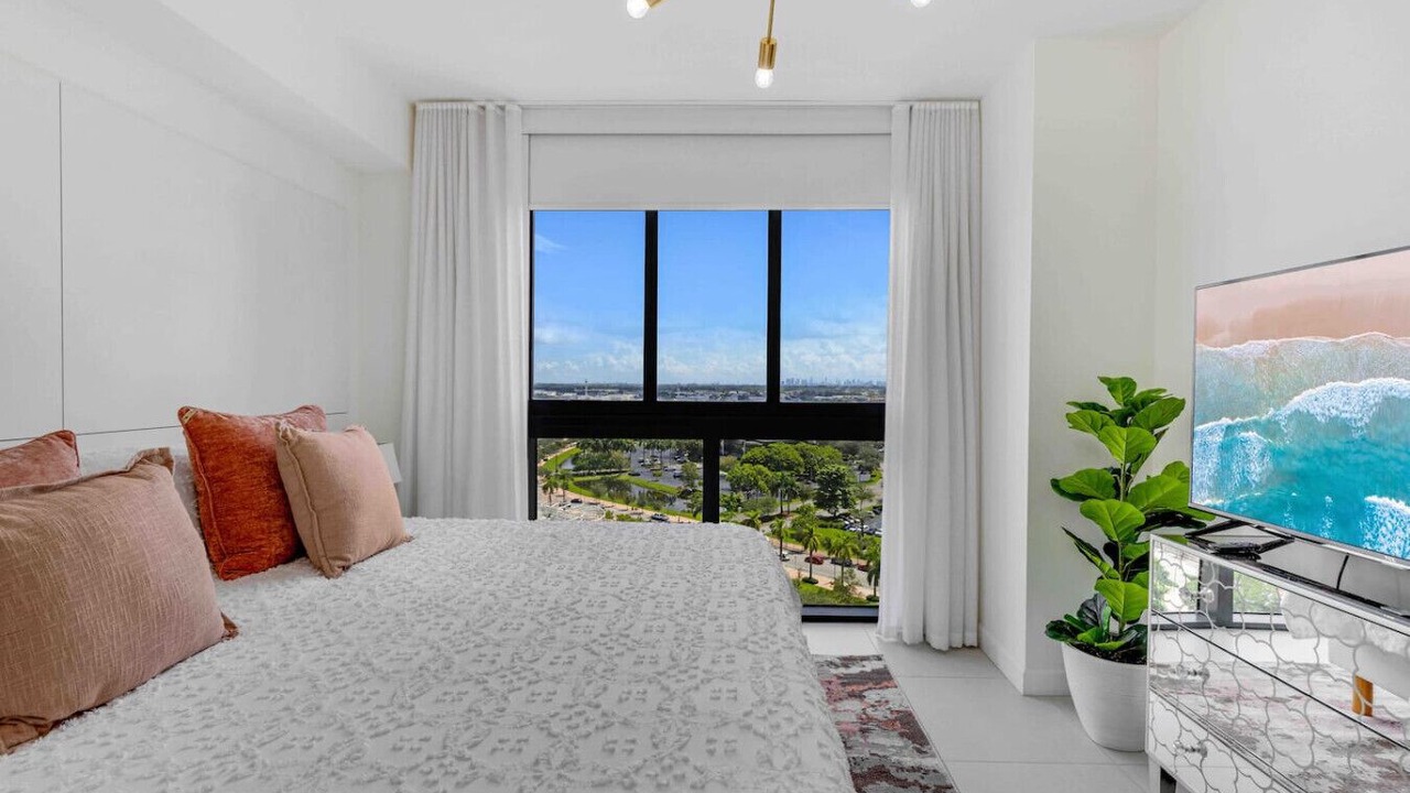 Photo of Bedroom in Doral