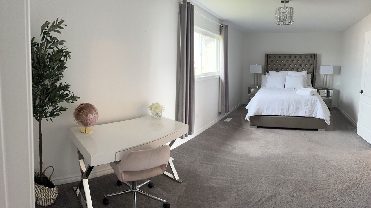 Photo of Bedroom in Oshawa