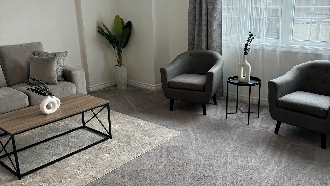 Photo of Livingroom in Oshawa