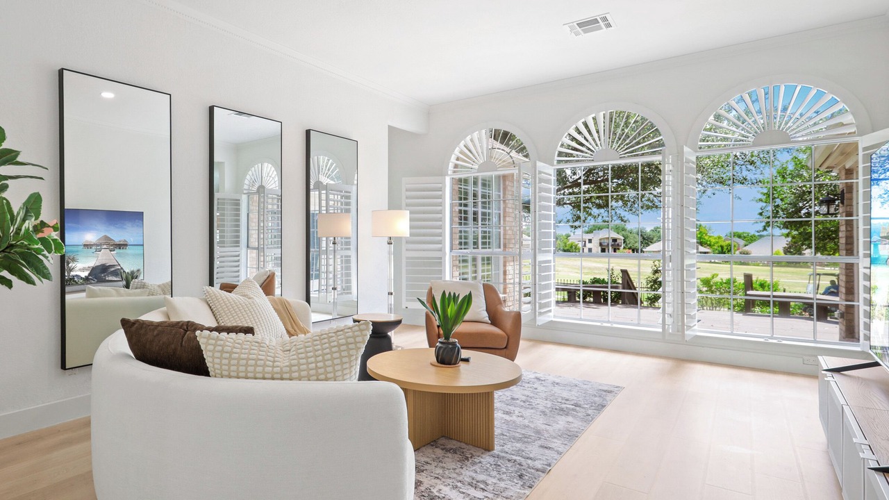 Photo of Livingroom in Pflugerville