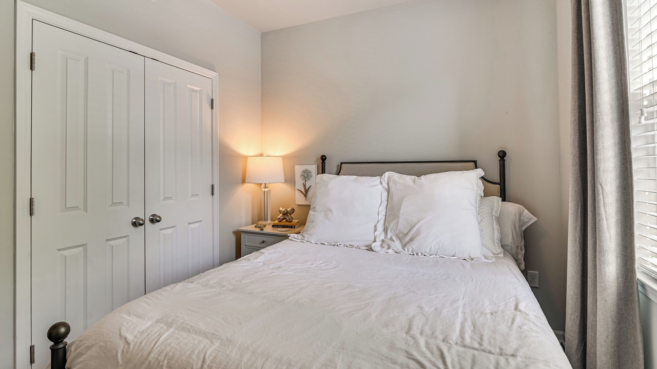 Photo of Bedroom in Starkville