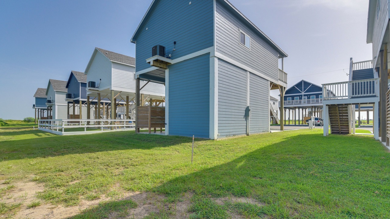 Photo of Outdoor in Crystal Beach