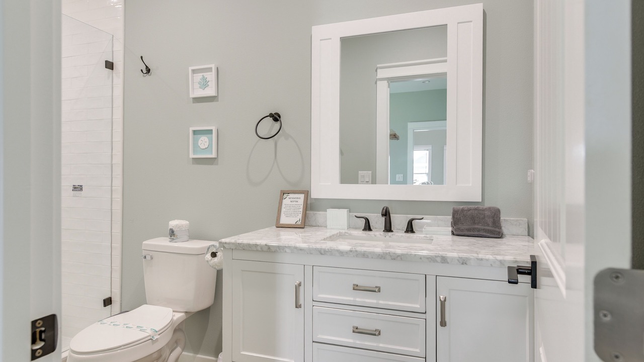 Photo of Bathroom in Crystal Beach