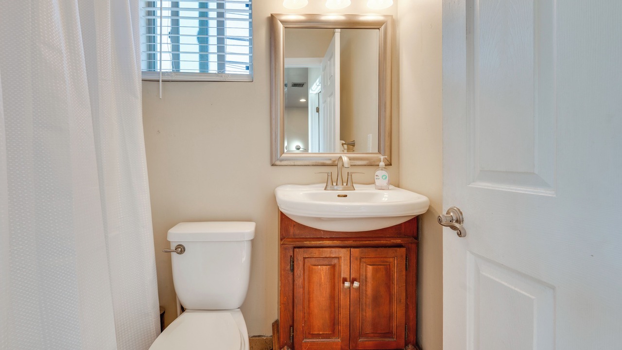 Photo of Bathroom in Mid City