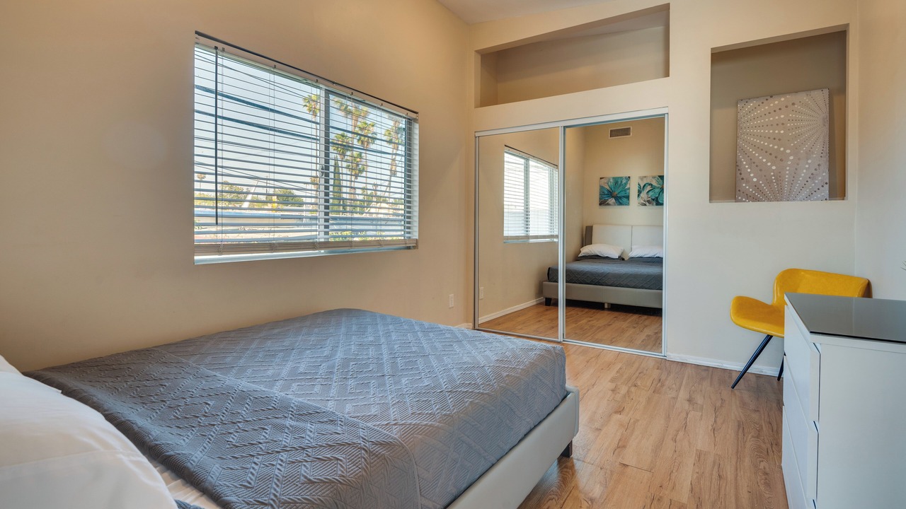 Photo of Bedroom in Mid City